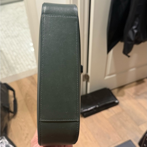 Ysl calfskin shoulder bag - Picture 9 of 11